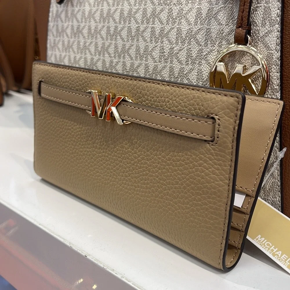 Michael Kors Reed Large Bifold Pebbled Leather Snap Wallet Card Case Camel NWT